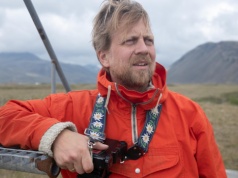 Film rosnący jak drzewo. O „Miłości, która zostaje” rozmawiamy z reżyserem Hlynurem Pálmasonem