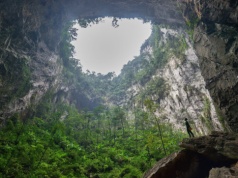 To nie "Park Jurajski", tylko prawdziwa jaskinia. Zmieściłby się w niej wieżowiec
