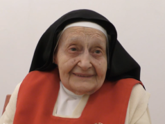 106-letnia zakonnica nadal służy w klasztorze i opowiada o Ewangelii na YouTube