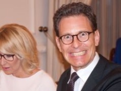 Agata Młynarska świętuje 12. ROCZNICĘ ŚLUBU archiwalnymi zdjęciami. "Ja się wzruszam, ty się śmiejesz!" (FOTO)