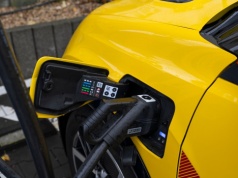 Elektryk na osiedlu bez ładowarki? Chińczycy już to ogarnęli