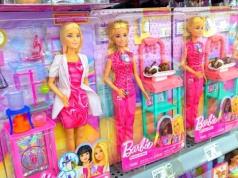 USA: Opakowania z lalkami Barbie i groźną "wkładką". Sprzedano pięć sztuk