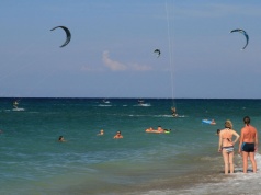 Ceny wakacji stop! Najpopularniejsze kierunki przestały drożeć