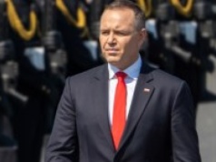 Prezydent bez wsparcia dyplomacji. MSZ odcina się od wizyt na Węgrzech i w USA