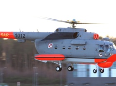 Pilna ewakuacja medyczna wojskowym śmigłowcem z platformy na Bałtyku