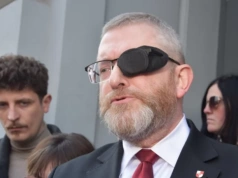 Braun doprowadzony siłą? Prokurator rozważa wniosek o pozwolenie na zatrzymanie europosła