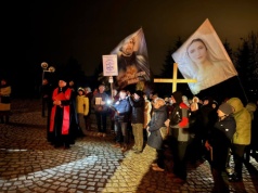 Zahutyń: Droga Krzyżowa o Trzeźwość Narodu Polskiego