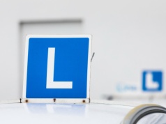 ​Błędy w pytaniach egzaminacyjnych na prawo jazdy. 21 poszkodowanych