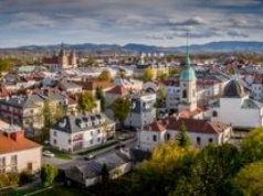 Młodzi uciekają z "miasta milionerów". "Wybór jest prosty"