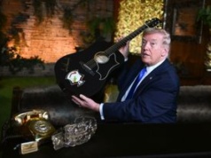 Trump odwiedził dom Presleya. "Polubiłbym go"