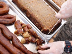 Kiedyś była daniem biednych. Dziś podają ją drogie restauracje. Kupisz ją w spożywczym