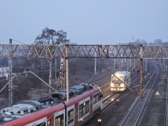 Niebezpieczny incydent w Gnieźnie. Dwa pociągi na jednym torze