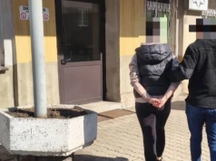 Podrabiana odzież na giełdzie w Jeleniej Górze. 47-latka zatrzymana