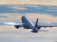 Znana linia tnie połączenia z Polski. Co z wylotami na Cypr?