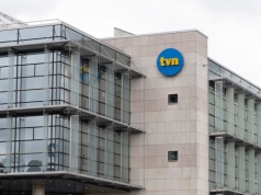 Blady strach padł na pracowników TVN. Nowy właściciel ogłosił falę zwolnień w USA