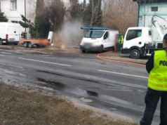 Wyciek gazu. Ewakuacja mieszkańców i akcja służb po uszkodzeniu rury