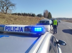 Barczewo. Policja szykowała blokady na "szesnastce". Pościg za 37-latkiem skończył się wcześniej