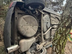 Jeden uciekł, drugi udawał niewiniątko. Było pite (ZDJĘCIA)