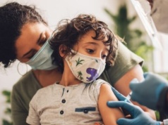 Rząd Wielkiej Brytanii przyznaje, że 98% zaszczepionych dzieci cierpi obecnie na zapalenie mięśnia sercowego