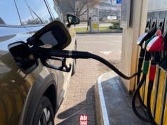 Rollercoaster na rynku paliw. Orlen obniżył dziś hurtowe ceny paliw