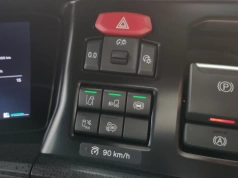 Ponad połowa kierowców ciężarówek wyłącza systemy elektroniczne – wyniki badania