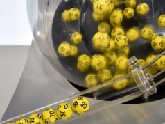 Niespodziewane wyniki Lotto. Aż trzech Polaków rozbiło bank! Na ich konta trafią miliony złotych