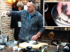 To największy błąd! Strzelczyk zdradził, jak przygotować białą kiełbasę. "Stoi Grażyna z dzbankiem"