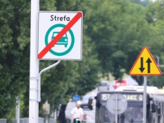 130 tysięcy aut nie pojeździ po Warszawie. Zostało niewiele czasu