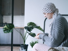 Przewlekły stres a nowotwór: jak zmienia przebieg choroby?