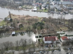 Bezludna wyspa w samym sercu Wrocławia. Nie możesz tu wejść, chyba że jesteś z policji