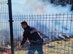 Pożar łąki w Bieszczadach opanowany! Problem wypalania traw co roku wraca, jak bumerang