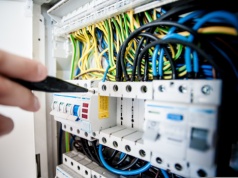 Nie dostali pensji i rzucili papierami. Niemal cała załoga odeszła z firmy