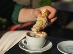 DESEO zdradza z jakimi produktami wchodzi do Biedronki. Na start idzie 7,6 ton