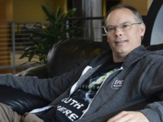 Tim Sweeney tłumaczy się z wielkich „redukcji etatów” w Epic Games, zachwalając konkurencji zwolnionych pracowników