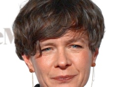 Dziennikarze niszczą symbole chrześcijańskie.  Innych „by nie ruszyli”