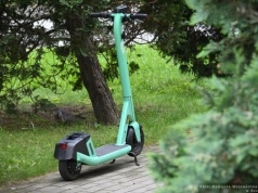 Kask to nie wstyd, to polisa na życie. 15-latek na hulajnodze potrącony przez Mercedesa