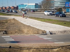 Wiosenne prace na trasach rowerowych. Warszawa naprawia błędy konstrukcyjne sprzed lat