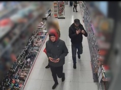 Olsztyn. Dzielili się zapaszkami jak gołąbeczki. Na komendzie też będą tak uroczy?