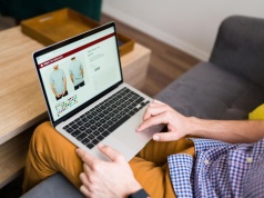 Polski e-commerce rośnie w siłę. Jest lepiej niż przy tradycyjnym handlu