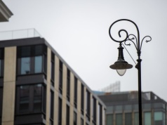 Nowe uliczne lampy LED połączą nowoczesność z historią