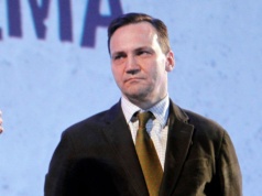 Radosław Sikorski dobitnie o wizycie prezydenta na Węgrzech. "To nie jest dobra prak…