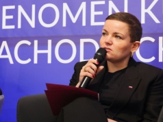 Minister kultury nie przeprosiła za bluzgi, bo to prywatnie, ani za sabotowanie wyborów w partii