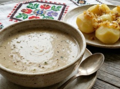 Zapomniana siostra żuru. O łemkowskiej kisełyci