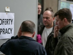 BEZROBOCIE w Polsce ROŚNIE a ofert pracy UBYWA