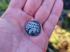 Odkryli niezwykłą celtycką srebrną monetę sprzed 2200 lat! (GALERIA)