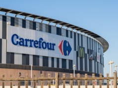 Niemcy przyglądają się sieci Carrefour. W grze miliardy euro