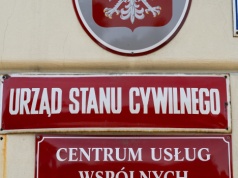 Żyją bez ślubu, bo tak łatwiej. Prawnik: Pary nieświadomie robią sobie dużo kłopotów