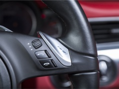 Ten samochód otwiera nowy rozdział dla marki. Francuzi pokazali coś naprawdę odważnego