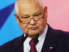 Prezes NBP pod lupą. Czy poparcie dla "SAFE 0 proc." zaprowadzi go przed Trybunał St…