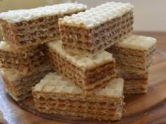 40 lat temu każda pani domu robiła na święta. Dziś mało kto pamięta o tym deserze